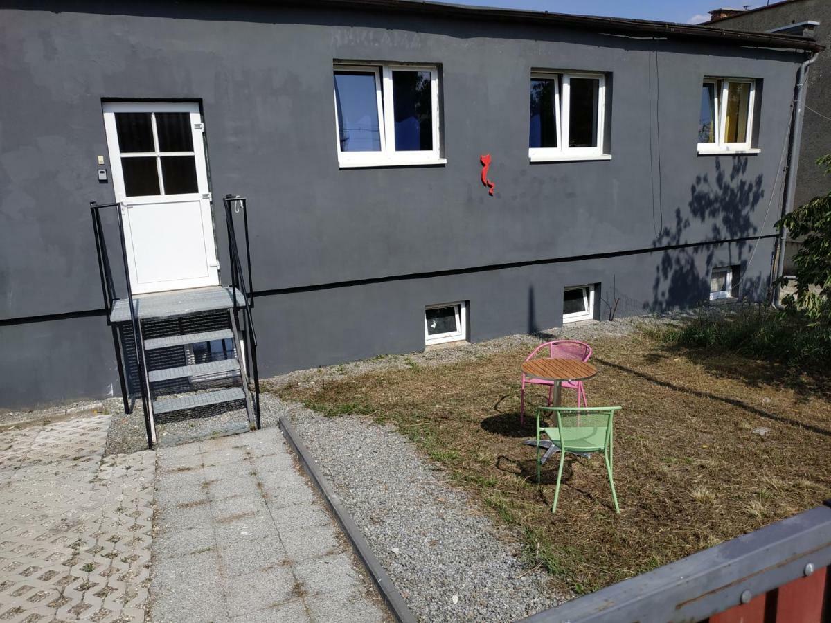 Studio Red Kot Zielona Góra Exterior foto